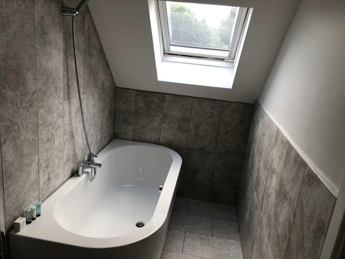 Hamilton Arms Suites Midhurst Zewnętrze zdjęcie